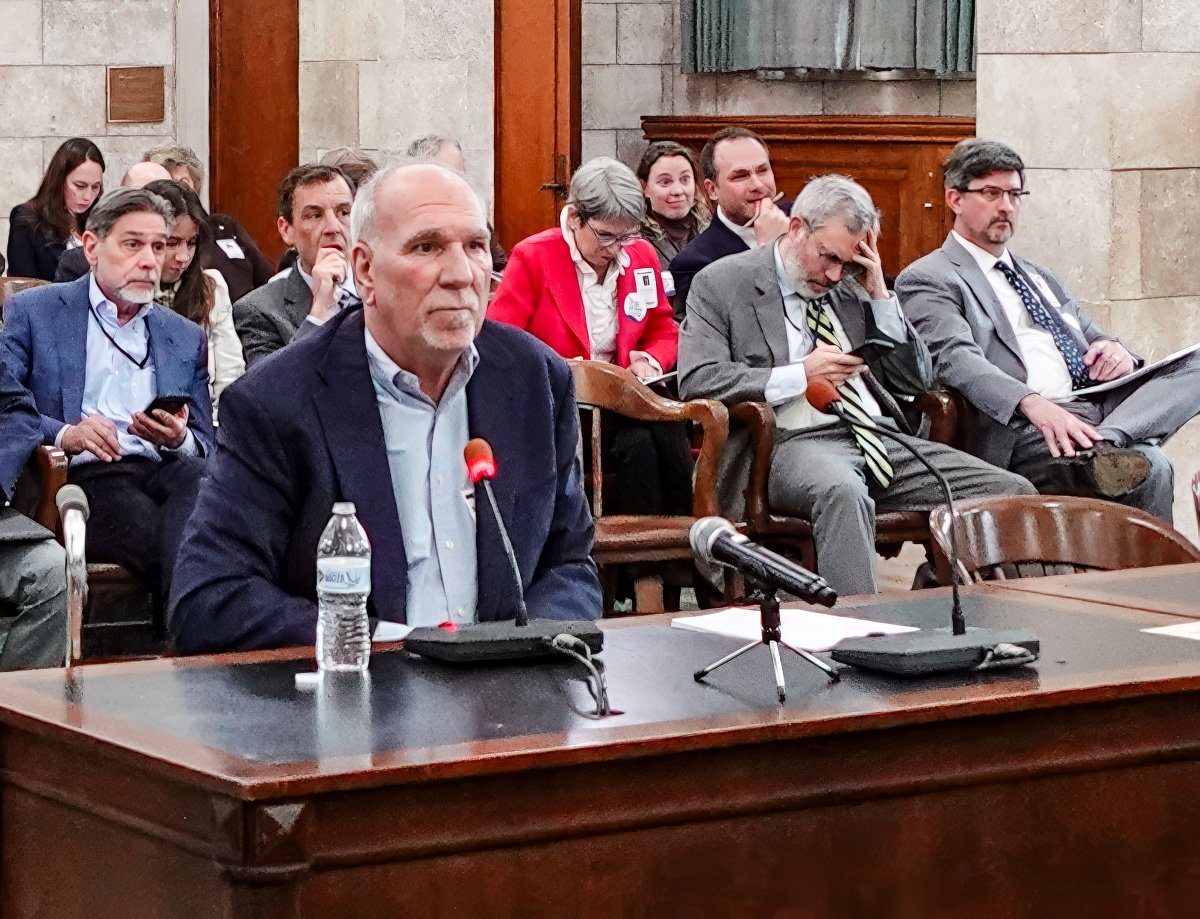 Littoral Society Board Vice President Mark Mauriello testifies at REAL Rules hearing in Trenton, NJ