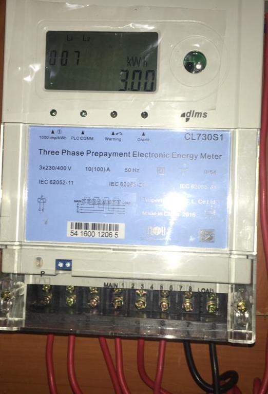 Alternate text Alternate text