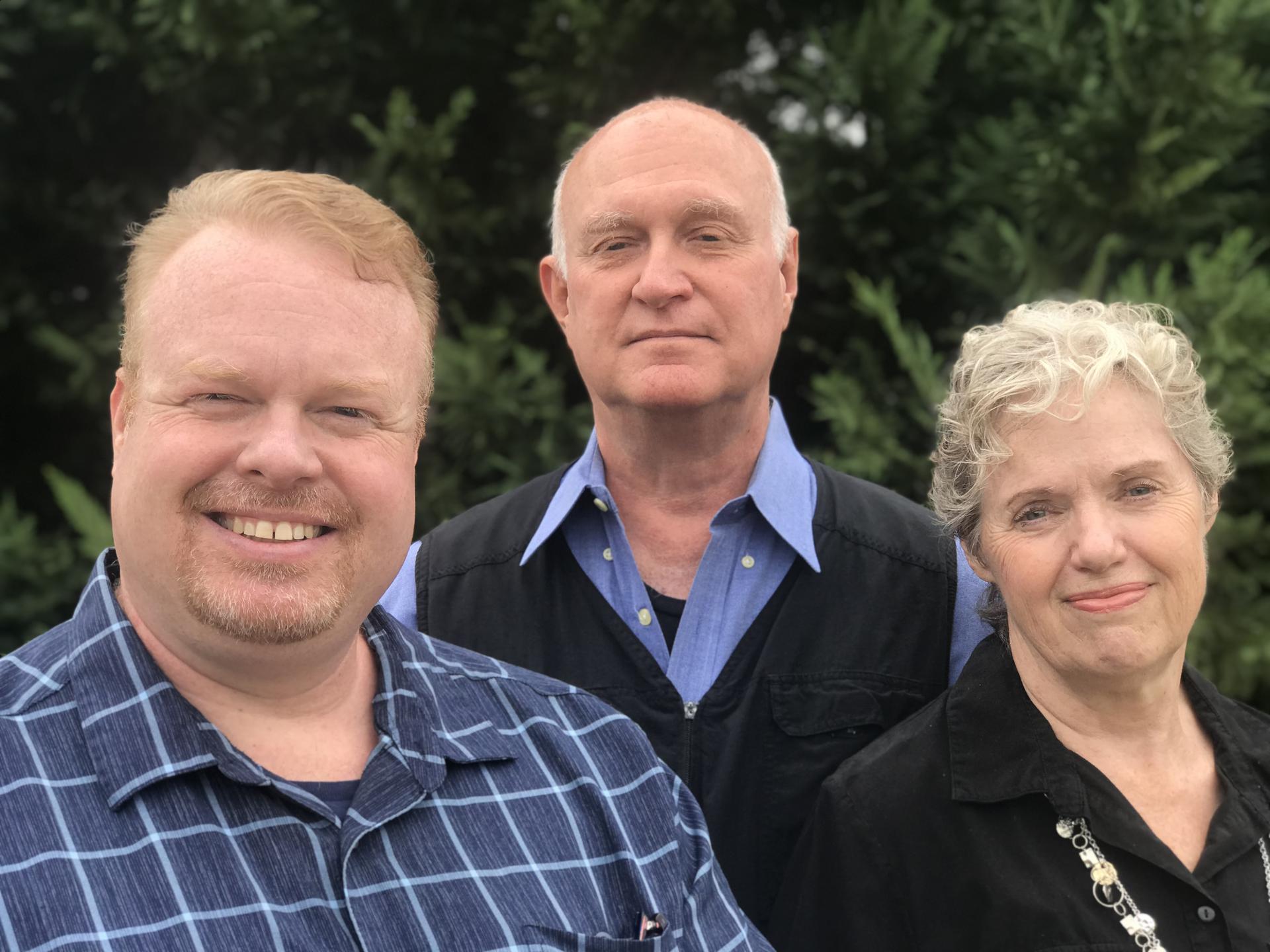 Alternate text Alternate text