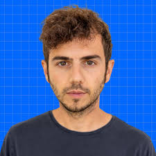 A small outline of a heart.