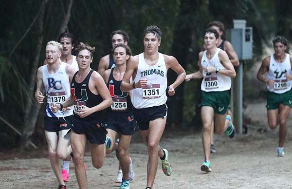 Cross country teams stand out