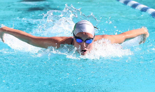 Cross country teams stand out