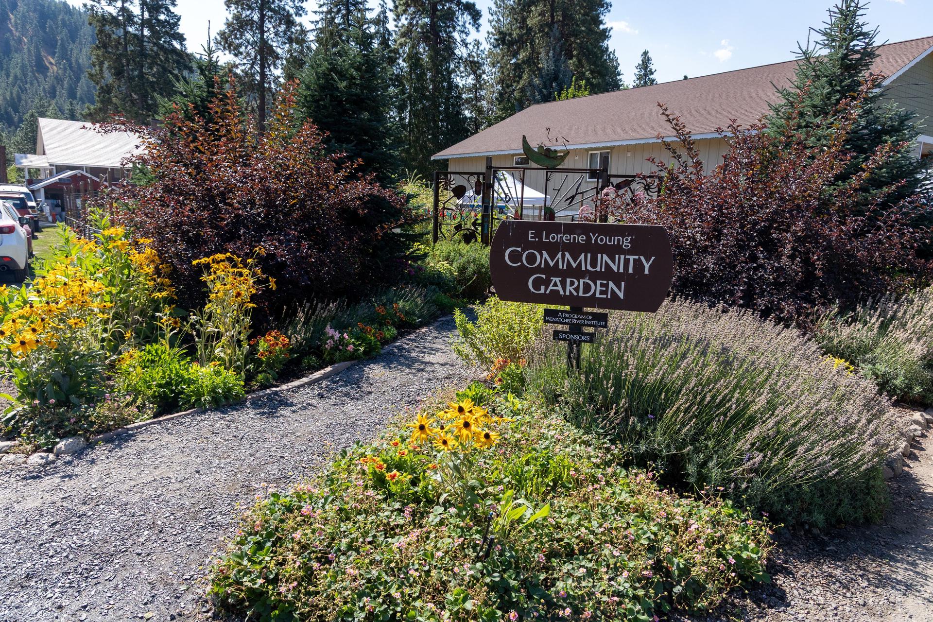A picture of the Community Garden entrance at Wenatchee River Institute.