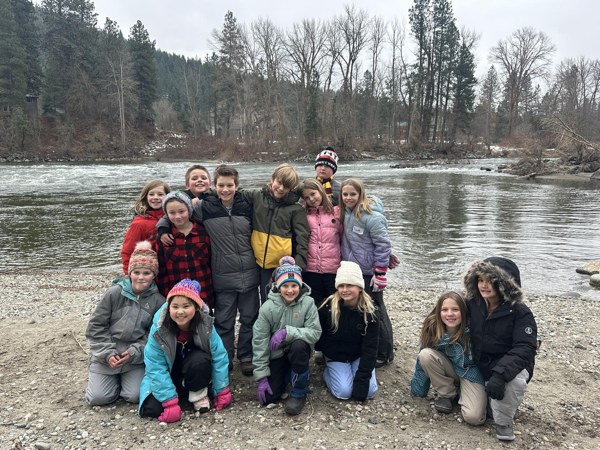 A group photo of WRI's Winter Field Day with 4th graders.