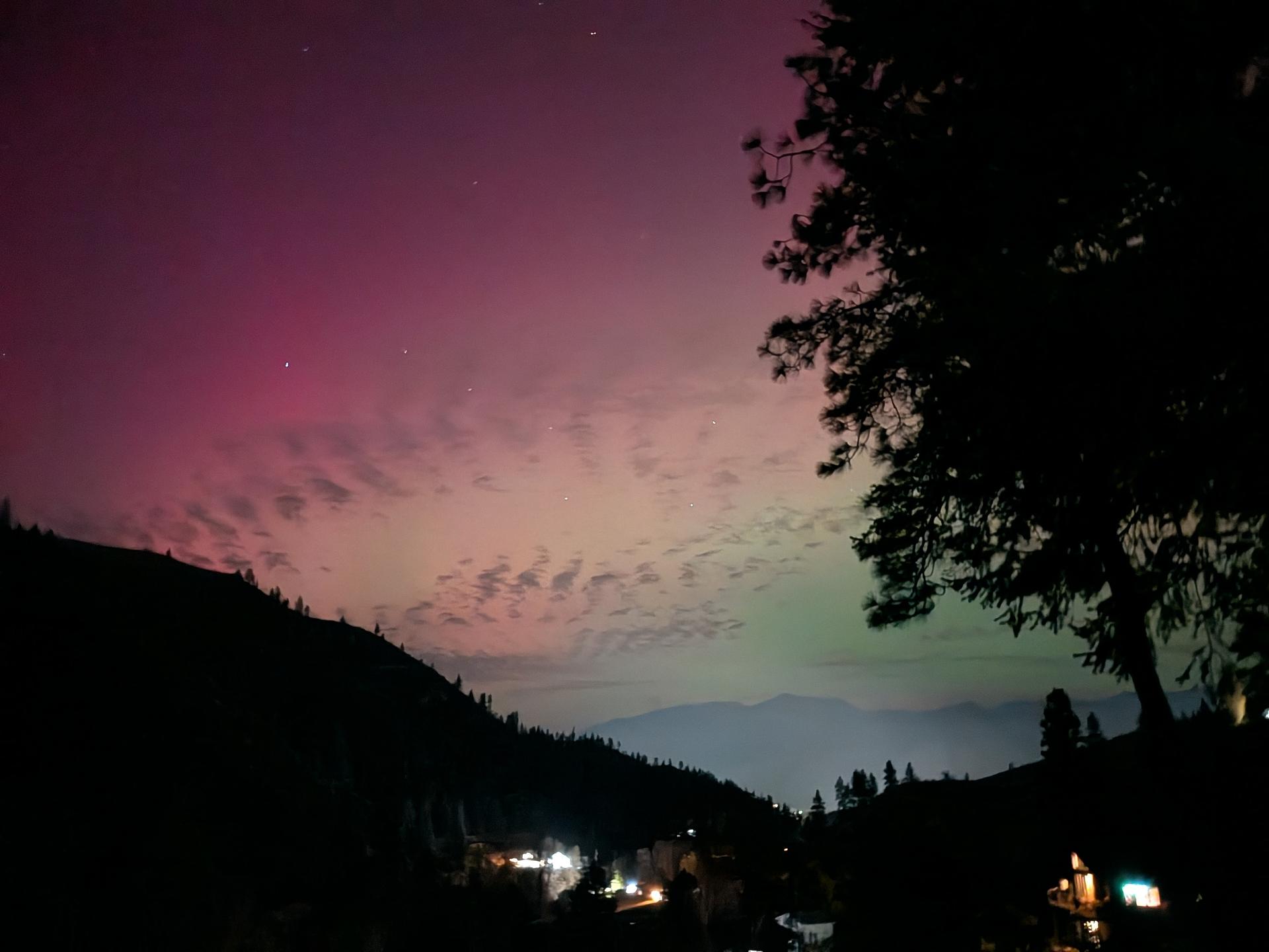 An image of the Aurora Borealis from North Central Washington.