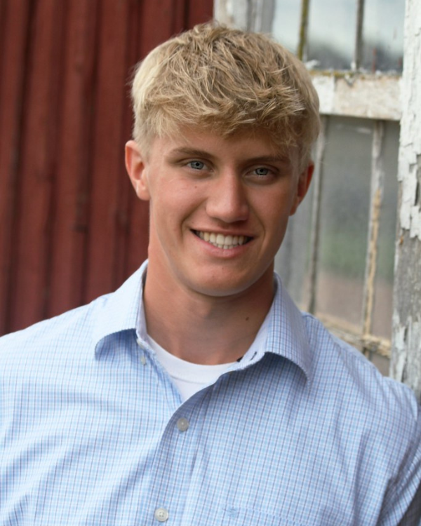WROF, Inc. Premier Scholar Carson Klumb