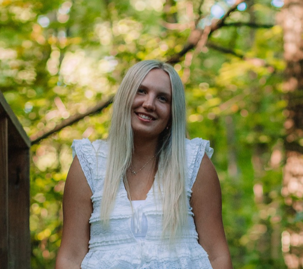 WROF, Inc. Premier Scholar Lillian Harmon